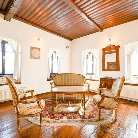 וילה Kozler Estate - Historic & Private