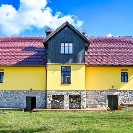 Kozler Estate - Historic & Private * Kocevska Reka