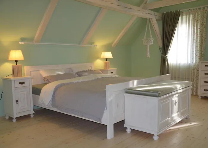 Kozler Estate * Kocevska Reka